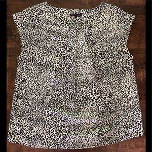 Violet & Claire Animal Print Cap Sleeve Blouse